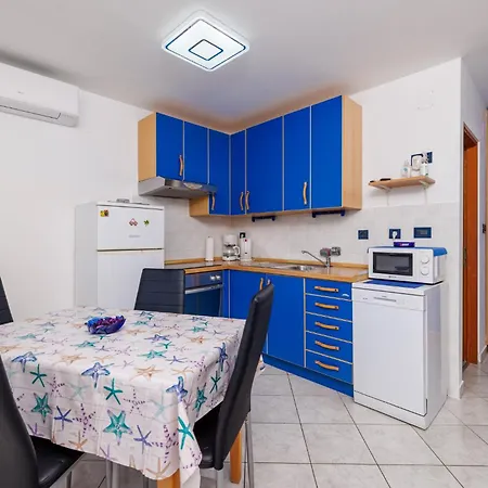 Pako Нови-Винодолски