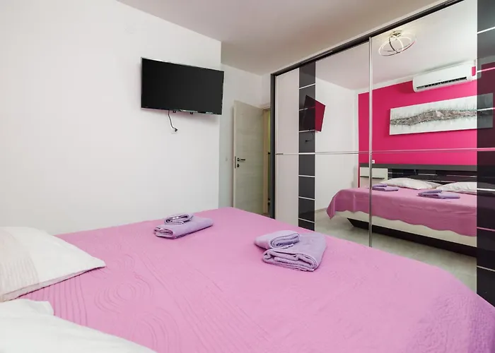 Pako * Novi Vinodolski