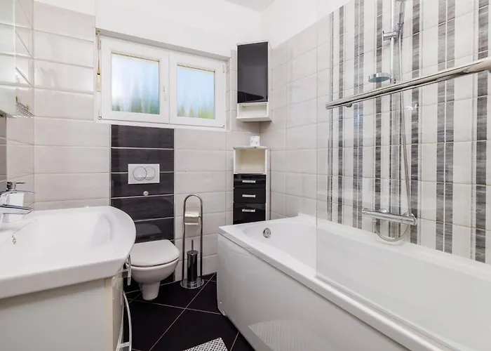 דירה Pako נובי ווינודולסקי